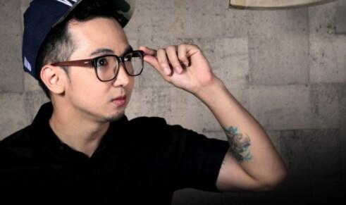 Perjuangan Jadi YouTuber Ternama: Berburu WiFi Gratisan