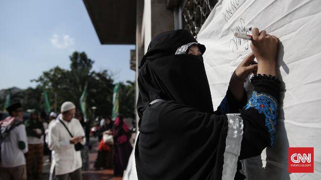Alumni 212 Diminta 'Beraksi' soal Penangkapan Asma Dewi