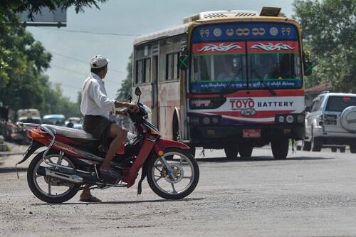 Bukan Cuma Jakarta, Kota Ini Juga Berencana Melarang Sepeda Motor