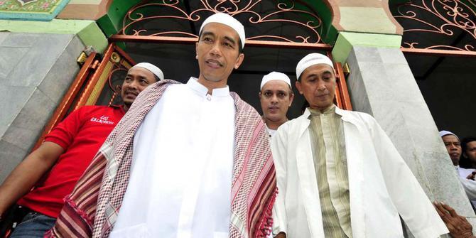 Jokowi Minta Kiai Ikut Kawal Tahun Politik