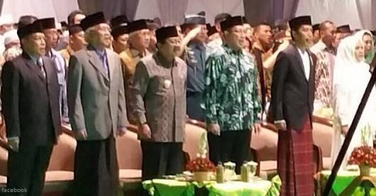 Sarungan di Jalanan Jerman