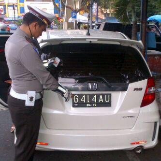 Orang Ini Perpanjang Plat Nomor Motor Disuruh Bayar 5 Juta Oleh Samsat