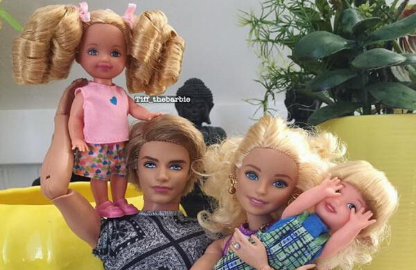 Barbie si Gadis Cantik Kini Bertransformasi Menjadi Millenial Mom's
