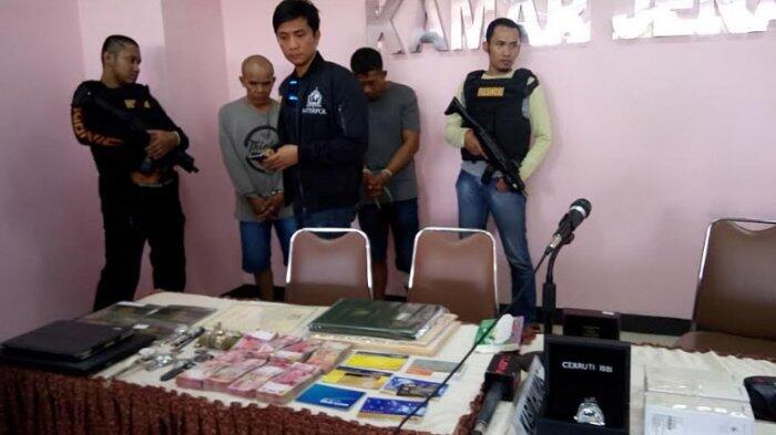Sopir Pengusaha Garmen Dipecat Karena Gemar Mabuk-mabukan dan Hobi 'Main Perempuan'
