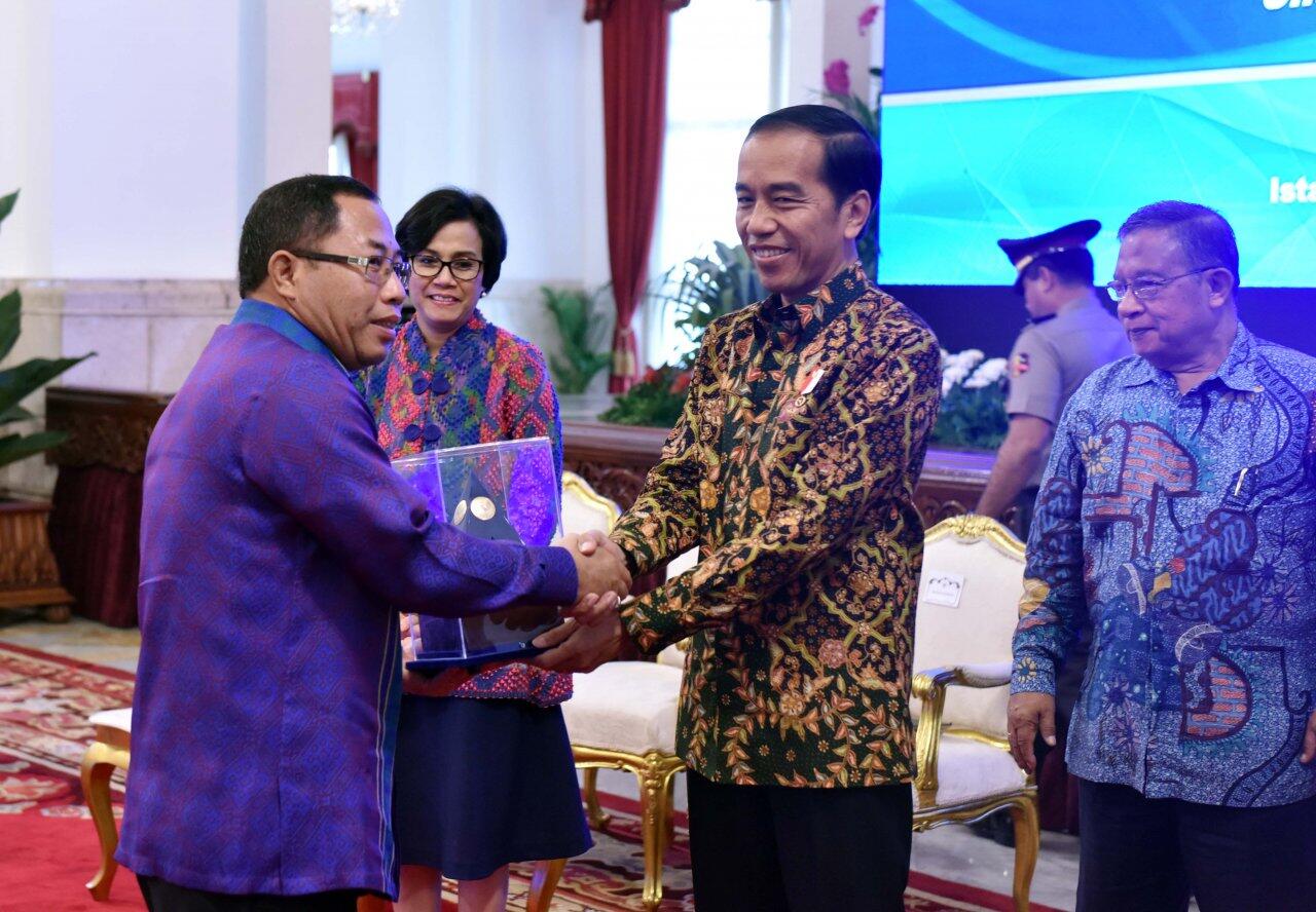 Jokowi : APBN dan APBD Banyak Tidak Efisien