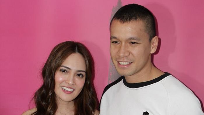 Tak Pernah Pacaran, Shandy Aulia Santai Saat Harus Bermesraan dengan Samuel Rizal