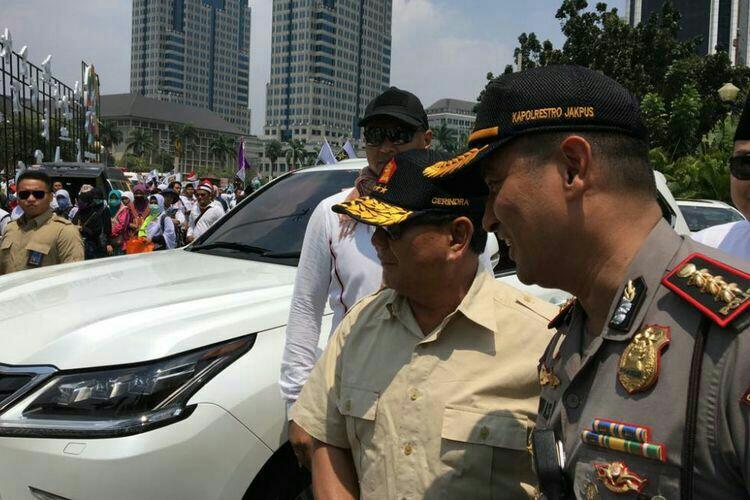 Prabowo Sebut Bantuan Indonesia untuk Rohingya Hanya Pencitraan Jokowi