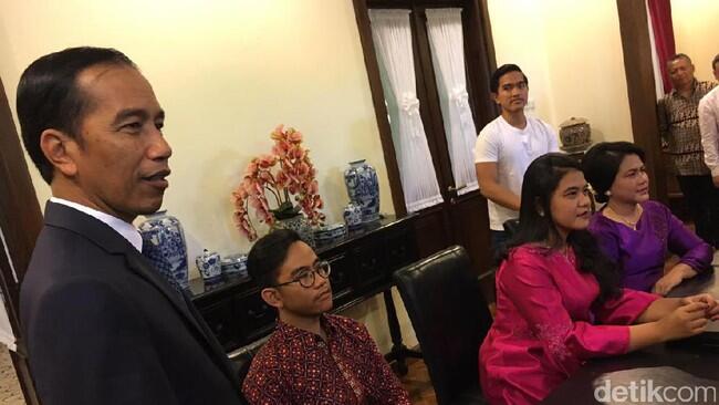 Kahiyang Nikah Rabu 8 November, Jokowi: Sabtu Gedungnya Full