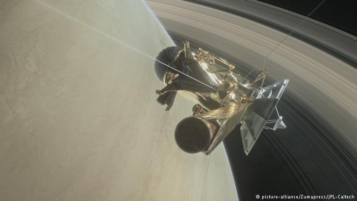 Setelah Bertugas 20 Tahun di Saturnus Satelit Cassini Akan Melakukan Aksi Bunuh Diri