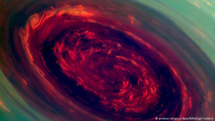 Setelah Bertugas 20 Tahun di Saturnus Satelit Cassini Akan Melakukan Aksi Bunuh Diri