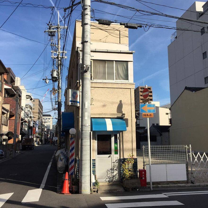 Mengintip Bangunan Rumah di Jepang Yang Berukuran Kecil dan Nyaman