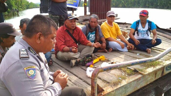 Ini Ritual Terakhir di Lokasi Terkaman Buaya