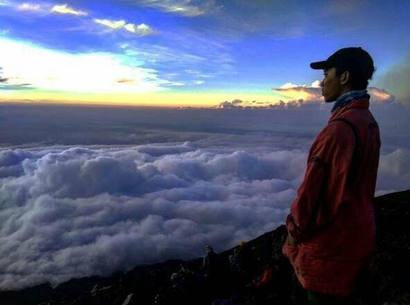 Fakta Penting Yang Ada di Gunung Slamet Yang Harus Kamu Ketahui