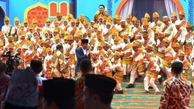 Jokowi: Kok Banyak Sekali yang Ingin Jadi Presiden