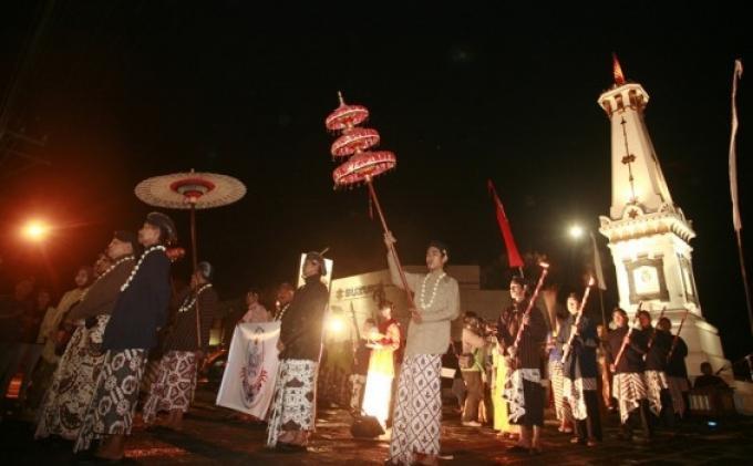 5 Destinasi yang Selalu Ramai Untuk Ritual Malam 1 Suro