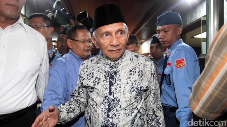 Jokowi Ingin Film G30S/PKI Dibuat Gaya Milenial, Amien Rais Curiga