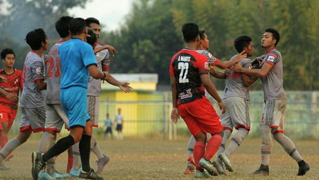 TARKAM... Bukan Sepak Bola Biasa