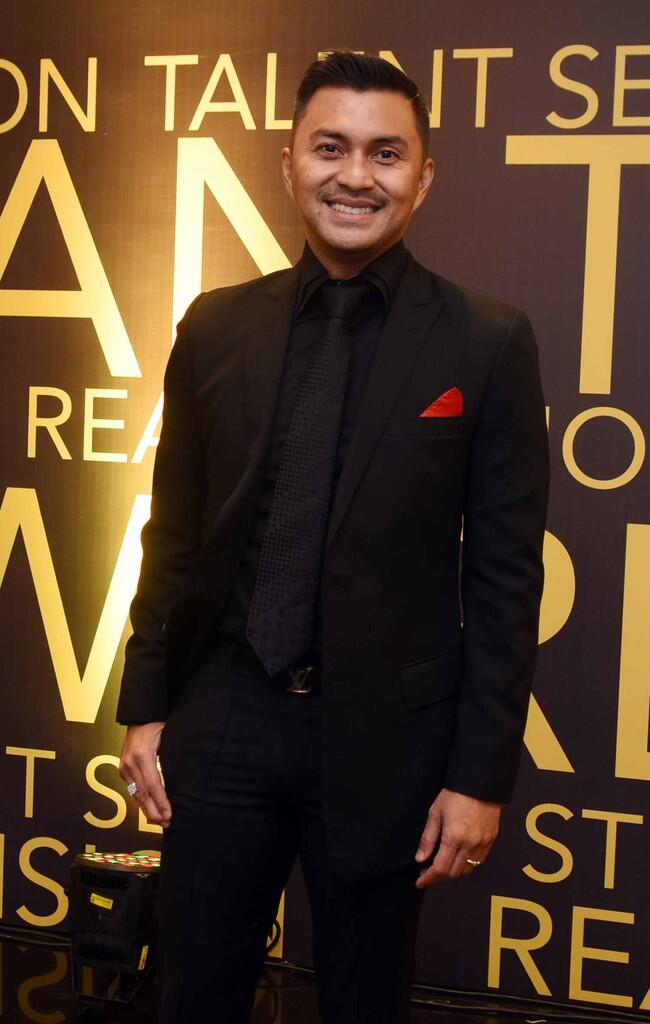 Selebriti di Black Carpet Indonesian Television Awards 2017