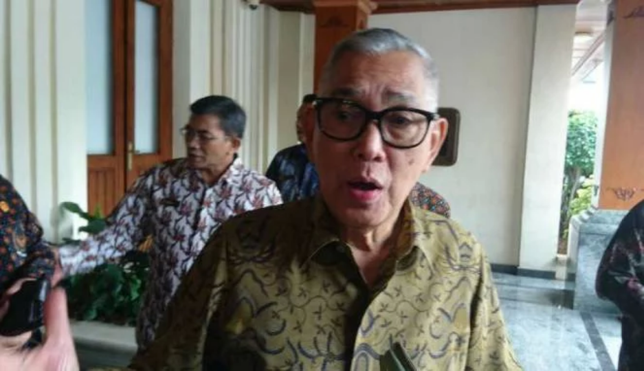 Try Sutrisno Curigai Anak PKI Masuk Akmil