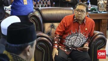 FUI Mengadu ke Fadli Zon Soal Aksi Anti-PKI di LBH
