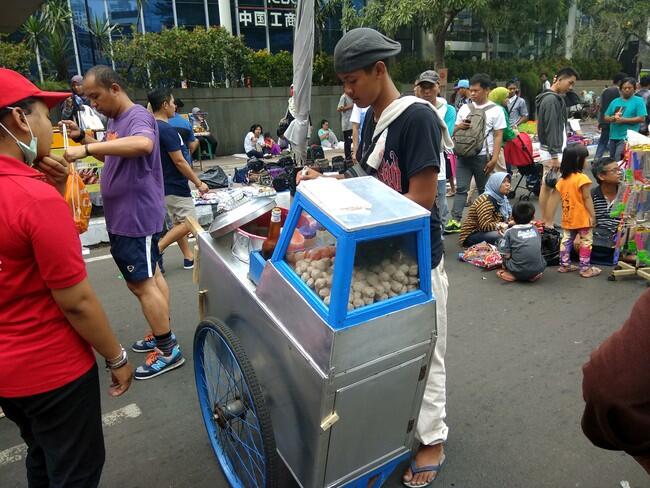 Berbagai Godaan yang Gagalkan Pembakaran Kalori di Car Free Day