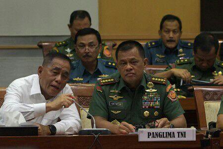Jenderal Gatot Diminta Mundur Sebagai Panglima TNI