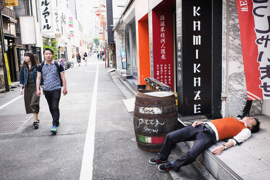 Iniah Foto-foto Non Sensor Pemabuk di Jepang