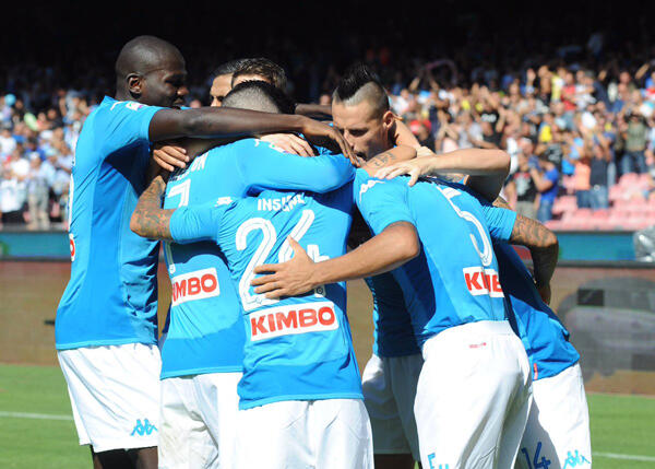 Napoli dan Juventus Masih Sempurna di Serie A