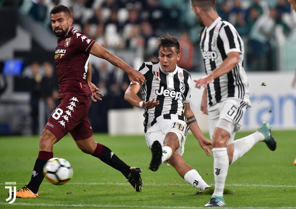 Napoli dan Juventus Masih Sempurna di Serie A