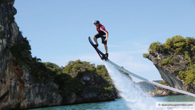 Mengenal Hoverboard Water, Alat yang Bikin Kita Serasa Jadi Green Goblin Gan!