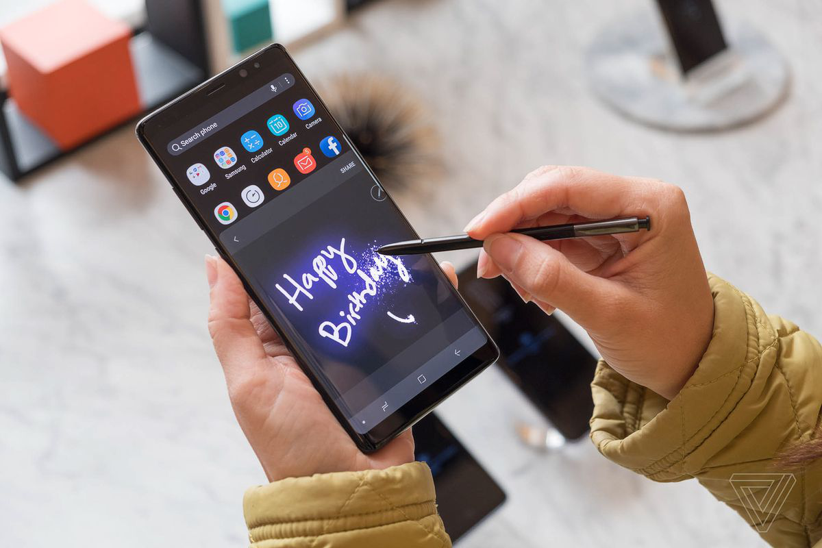 Fitur smartphone yang awesome yang bikin hidup kamu smooth. Nih contohnya.