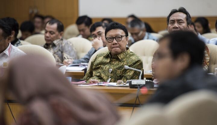 Wadaw! Kemendagri Nyatakan Separuh Penduduk Tanah Air Tak Hafal Indonesia Raya!