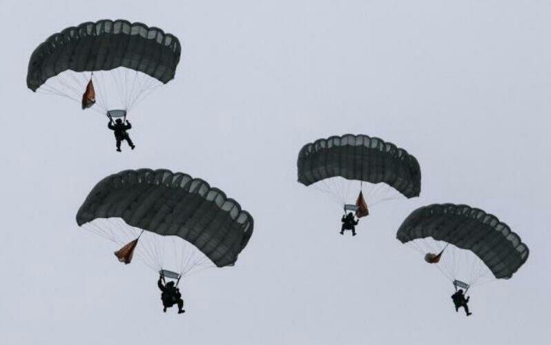 Strelets Chasovoy 1SV Jam Tangan Canggih Milik Militer Rusia 