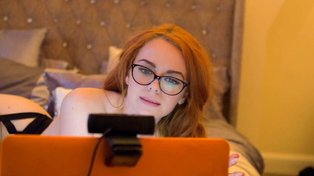 Rela Tak Jadi Pengacara, Perempuan Ini Pilih Main Film Porno