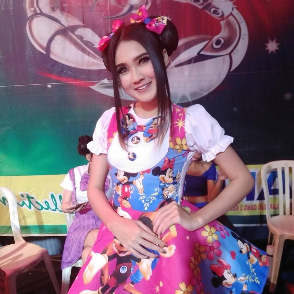 Kumpulan Lagu Populer Nella Kharisma