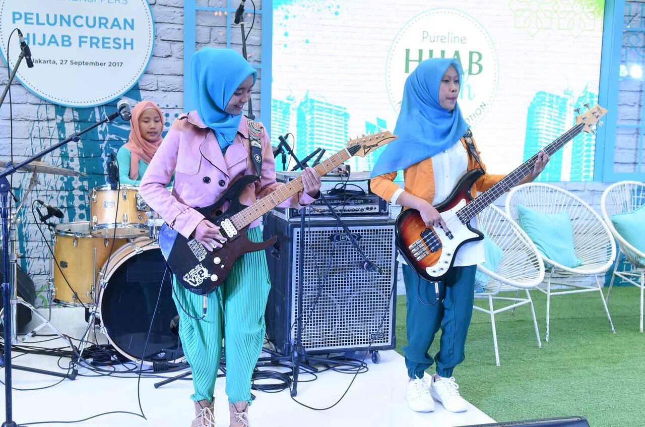 Voice of Baceprot (VOB), Band Metal Yang Digawangi Tiga Cewek Berhijab