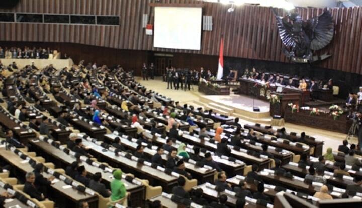 DPR: Pemerintah Harus Terima Aspirasi Aksi 299 dengan Legowo!