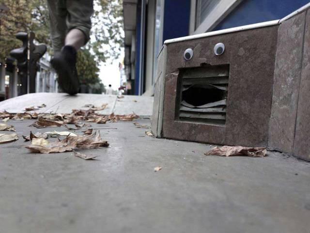 Googly Eyes Bisa Membuat Sesuatu Jadi Hidup 