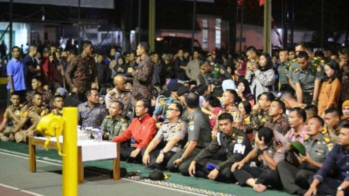 Presiden Jokowi Bersama Warga Bogor Nonton Bareng Film G30S/PKI