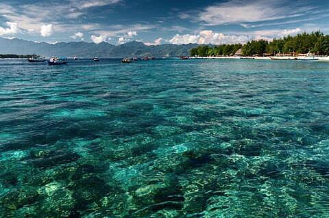 7 Kota Di Indonesia Yang Tidak Akan Membuat Solo Traveler Kesepian