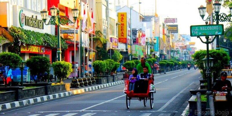 Trip dan Touring Bareng with Bus Mania Community Surabaya dan Kaskuser Surabaya