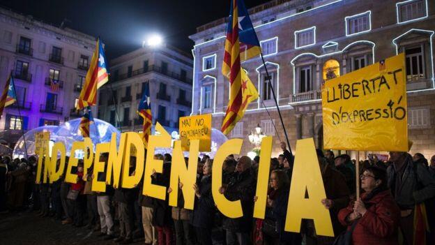 Referendum Kemerdekaan Catalonia Rusuh, Polisi Spanyol Rebut Kotak Suara