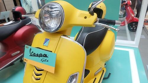 Dari Model Klasik Sampai yang Kekinian, Naik Vespa Gak Lekang oleh Jaman