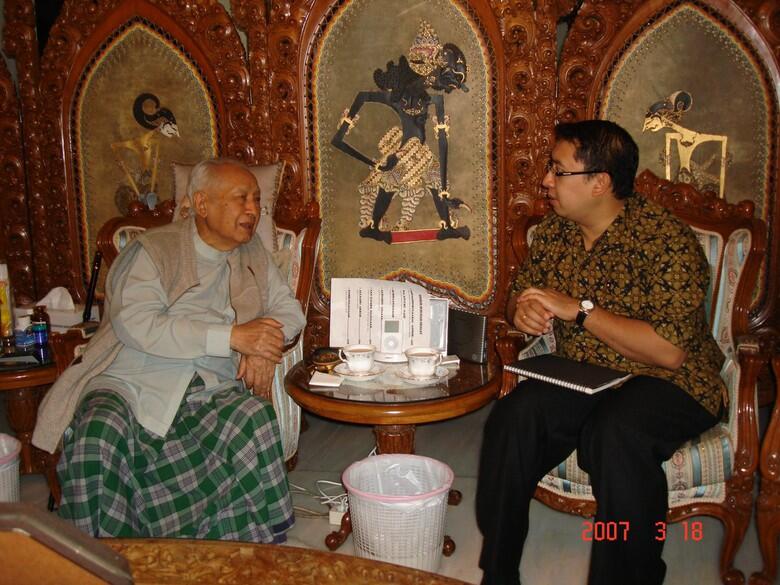 Fadli Zon Unggah Foto Bareng Soeharto di 2007: Kami Ngobrol Panjang