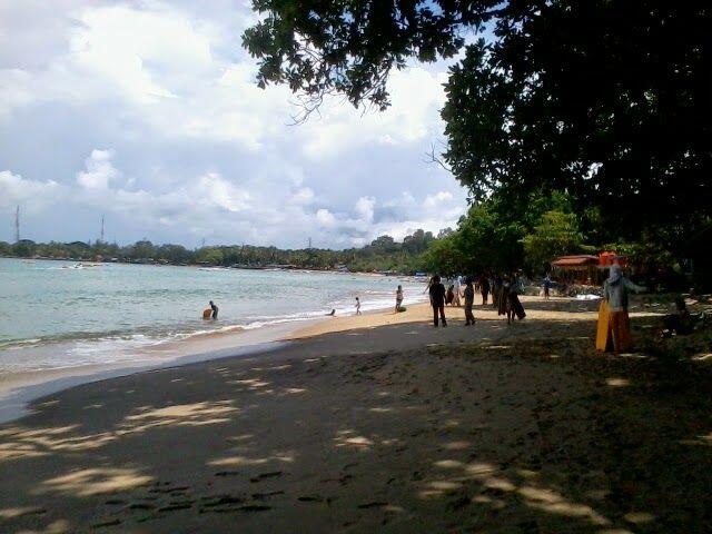 MENJIJIKAN Ketika Pantai Carita Dirubah Menjadi