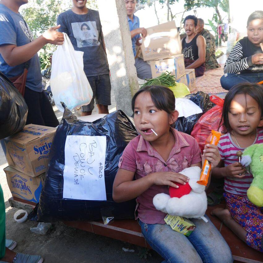 Sahabat Media Sosial Bali Peduli Pengungsi Gunung Agung