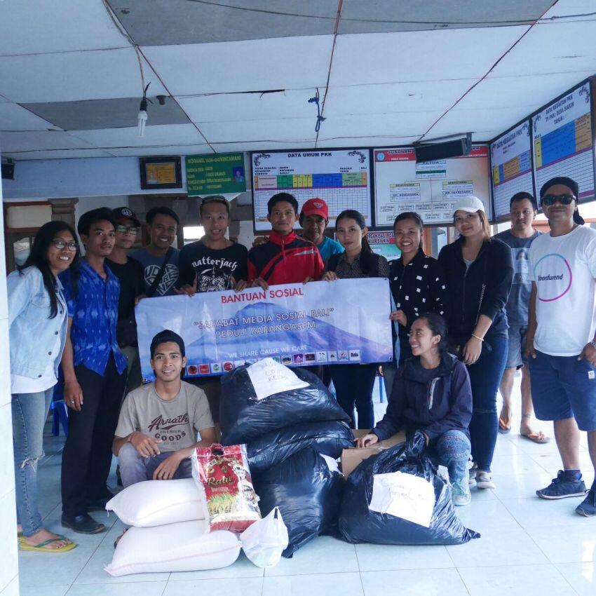Sahabat Media Sosial Bali Peduli Pengungsi Gunung Agung