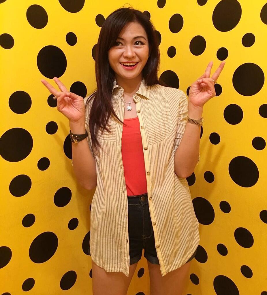 Usia Sudah 50 Tahun, Tante Sandra Dewi Ini Masih Seperti Gadis!