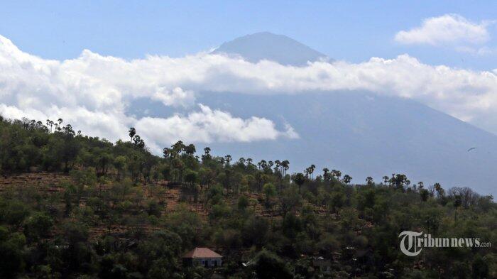 Jumlah Pengungsi Gunung Agung 141.072 Jiwa