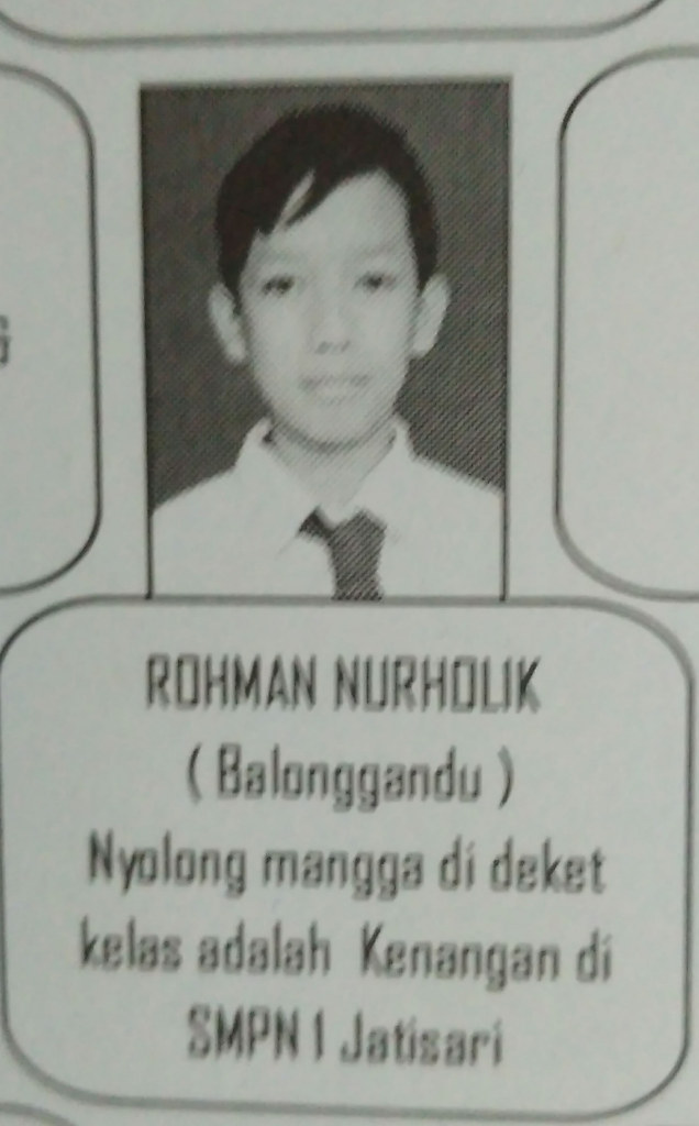 Buku Album Sekolah